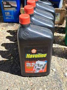 lot 66 image: Lot of (5) Havoline SAE 10W-40 Motor Oil Quart Plastic Bottles