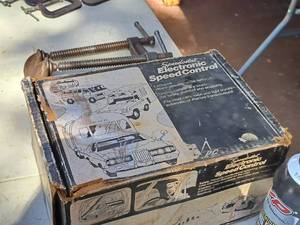 lot 89 image: Speedostat Electronic Speed Control
