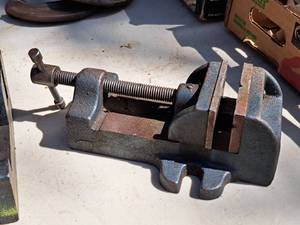 lot 90 image: Machining Vise 3-grip