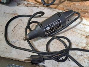 lot 122 image: JCPenny Penncraft 1 Micro Hand Grinder 4287