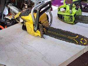 McCullough Pro 10-10 Automatic Gasoline-Powered Sprocket Tip Chainsaw 16" Bar (Yellow)