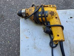 lot 171 image: DeWalt 38 VSR Drill DW106