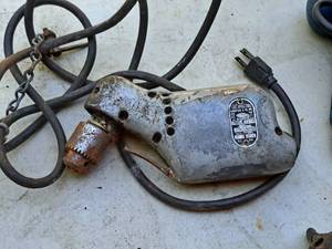 lot 174 image: Albertson & Co (Sioux City Iowa) 14-drive All Angle Drill