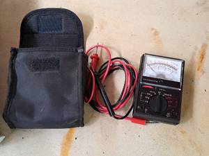 lot 194 image: Radio Shack Micronta Multimeter with Case