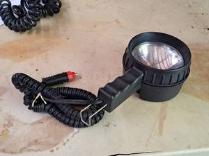lot 212 image: Spot Light  Lighter Plug