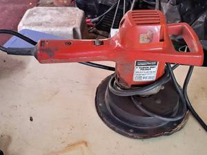 lot 205 image: Montgomery Ward Powr Kraft 8 Random Orbit Polisher XBA84313A