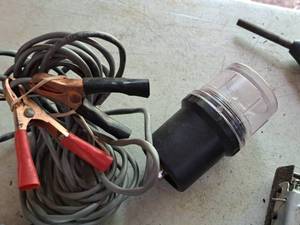 lot 217 image: Shop Work Light with Alligator Clips For 12 Volt Battery