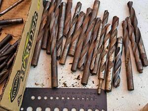 lot 260 image: Assorted Drill Bits with Drill Gauge