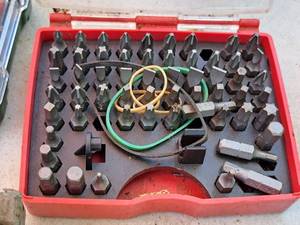 lot 268 image: Tool Shop Insert Bit Set 61-piece