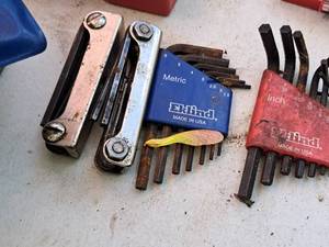 lot 272 image: Lot of (4) Assorted Hex Key Sets