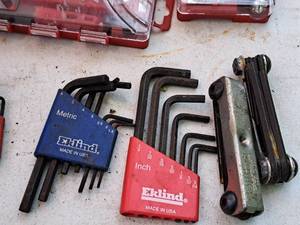 lot 273 image: Lot of (4) Assorted Hex Key Sets