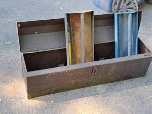 lot 276 image: Metal Tool Box with (2) Tool Trays