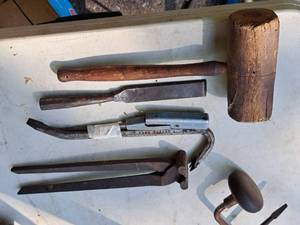 lot 279 image: Assorted Hand Tools - Mallet, Chisel, Pry Bars, Snips