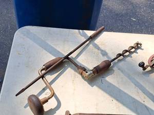 lot 280 image: Hand Boring Drill with 20 Extension