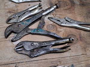 lot 337 image: Lot of (4) Assorted Locking Pliers
