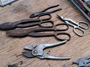 lot 341 image: Lot of (5) Assorted Cutters and Snips