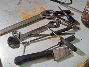 lot 343 image: Lot of (1 Can) Assorted Hand Tools - Mirror, Wrenches, Knife, Tweezers