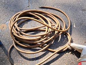 lot 353 image: Air Hose
