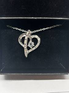 lot 32 image: Silver Heart Necklace with Sparkling Crystal Accents