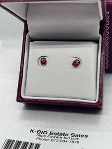 lot 118 image: Helzberg Diamonds Ladybug Stud Earrings