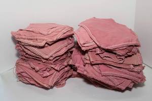 lot 30 image: 75 Cloth Dinner Napkins