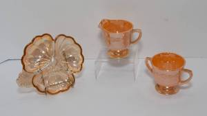 lot 17 image: Vintage Anchor Hocking Fire King Peach Lustre Creamer & Sugar Bowl with Marigold Carnival Glass Tray