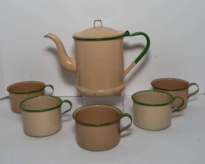 lot 166 image: Vintage Enamelware Tea Kettle and 5 Mugs  Cream and Green