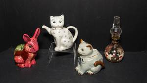 lot 179 image: Miscellaneous Figurines and Small Oil Lamp