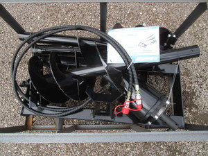 lot 11 image: AGT Industrial Skid Steer Auger w6 12 & 14 Augers