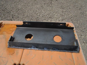 lot 18 image: Future Mini Skid SteerToro Dingo Attachment Plate