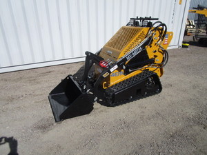 lot 35 image: AGT Industrial MX-MRT14 Ride On Skid Steer