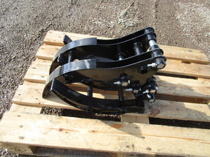 lot 107 image: Future Mini Excavator Grapple