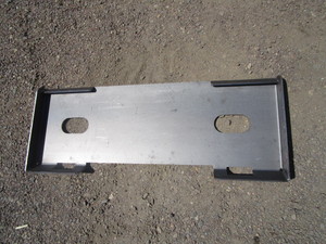 lot 213 image: Future Skid Steer Attachment Plate