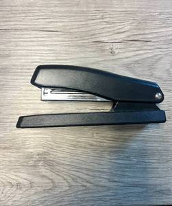 lot 27 image: Stapler