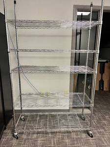 lot 29 image: Metal Wire Shelving Unit