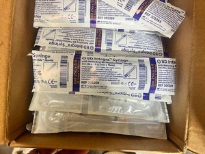 lot 120 image: BD Integra Syringe 305269