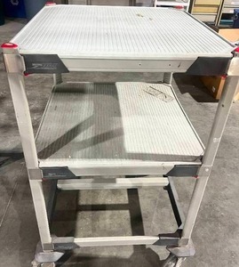 lot 153 image: Metro Max Rolling Cart