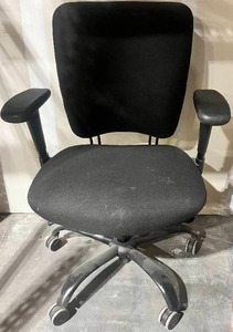 lot 165 image: Rolling Desk Chair