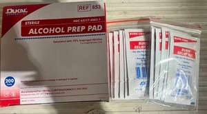 lot 195 image: Alcohol Prep Pad and Burn Relief Gel