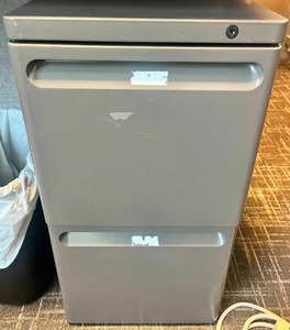 lot 274 image: Filing Cabinet