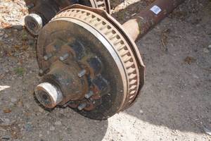 lot 256 image: Straight Trailer Axle - 7000 Lb