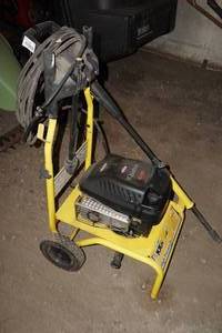 lot 251 image: Karcher K3300G Gas Pressure Washer - 1650PSI, 2 GPM