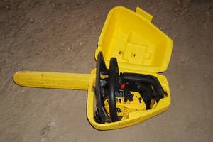 lot 247 image: McCulloch Eager Beaver Gas Chainsaw