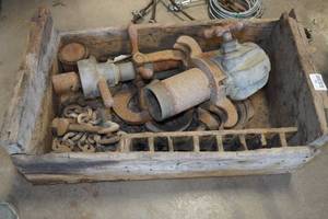 lot 486 image: Large Capacity Valves and Pipe