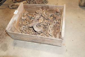 lot 491 image: 3 Tow Chains