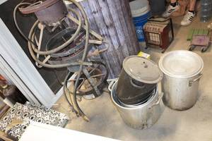lot 379 image: Propane Burners with Stock Pots