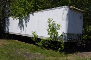 lot 5 image: 48 Semi Trailer with Contents - For Storage
