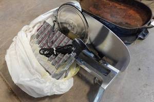 lot 338 image: Rival Electric Food Slicer