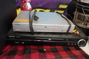 lot 336 image: 2 DVD Players