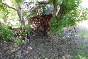 lot 17 image: Antique 2-Bottom Plow